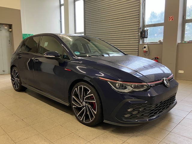 Volkswagen Golf 2.0 TSI DSG Golf VIII