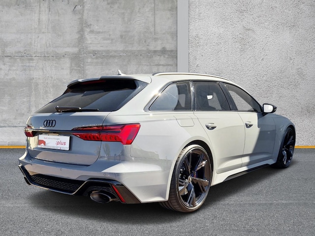 Audi RS6 Avant Quattro