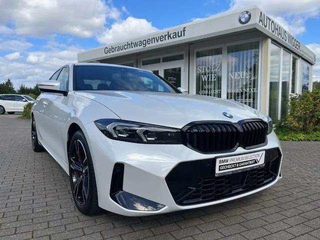 BMW 330 330i M-Sport Sedan xDrive