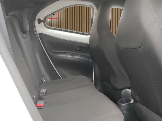 Toyota Aygo X Hatchback Play X-play