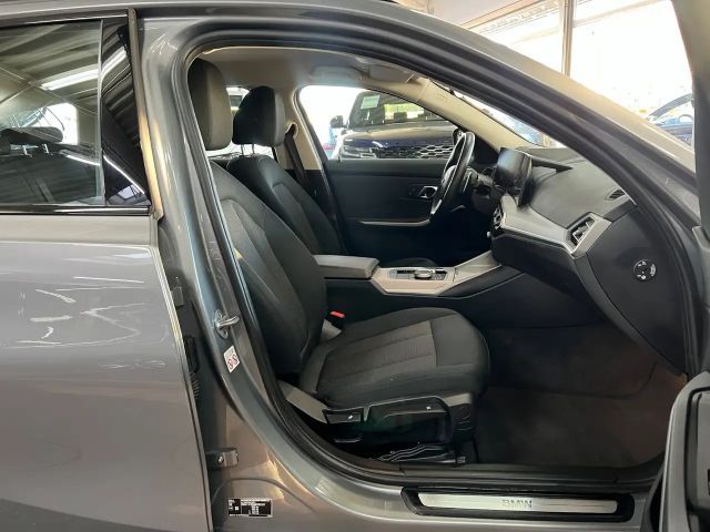 BMW 318 318d Touring