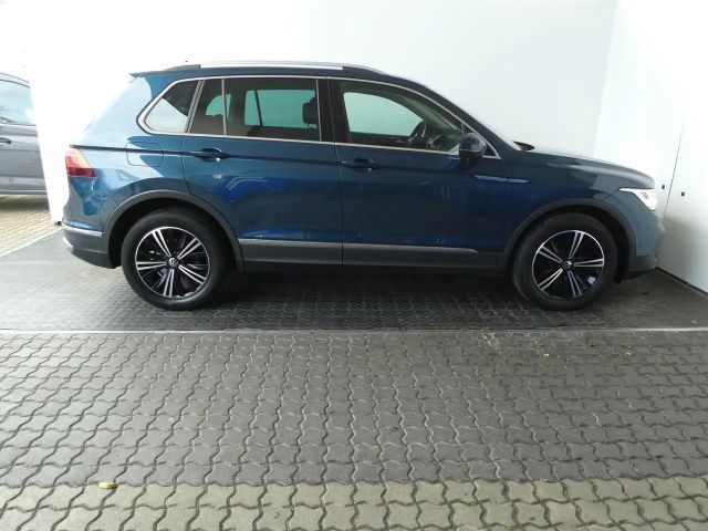 Volkswagen Tiguan DSG Elegance Elegance