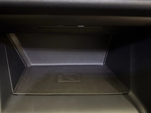 Volkswagen Golf 2.0 TDI DSG Life Variant