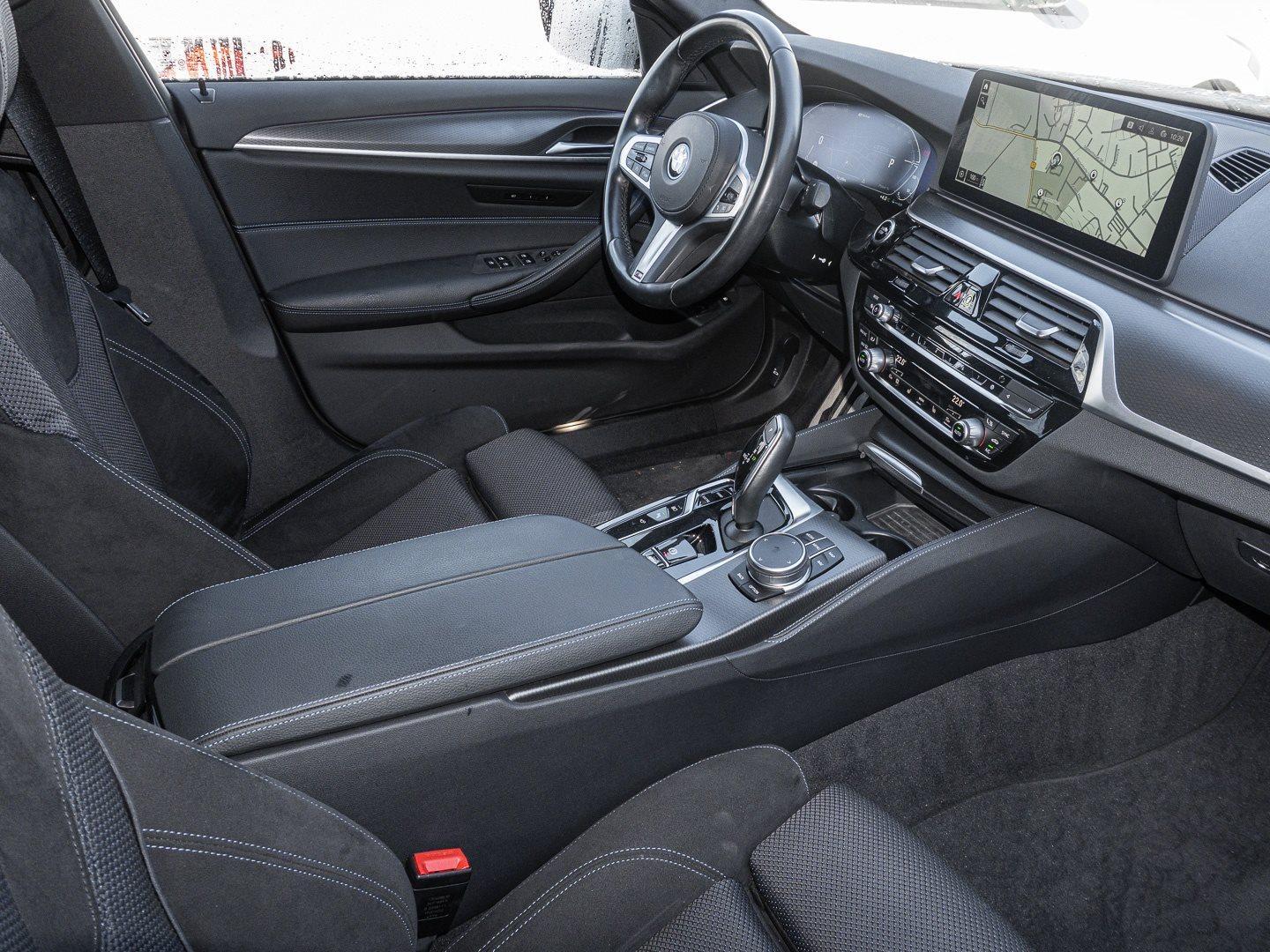 BMW 545 545e Sedan xDrive