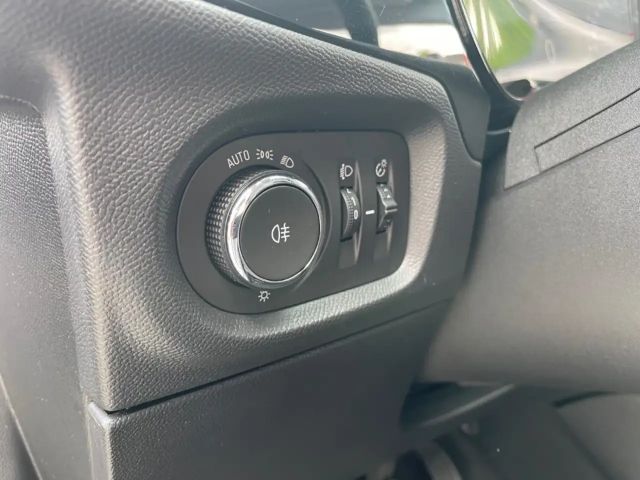 Opel Corsa F 1.2 Navi, Kamera, Parkpilot, Sitzheizung