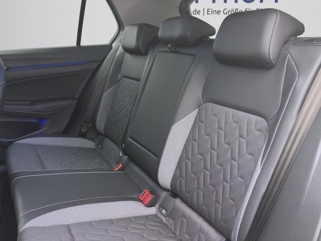 Volkswagen Golf 1.5 eTSI DSG