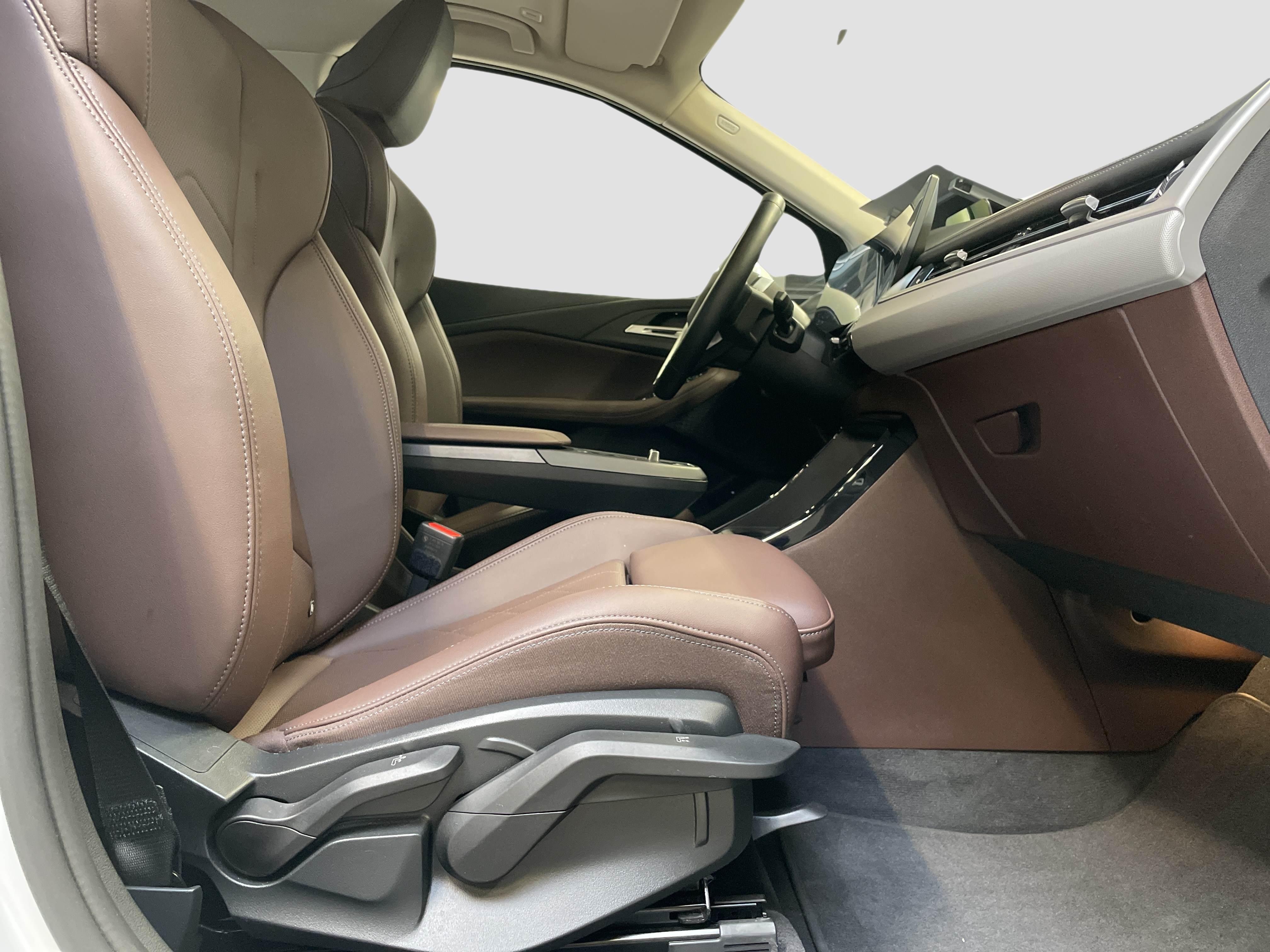 BMW 220 220i Active Tourer