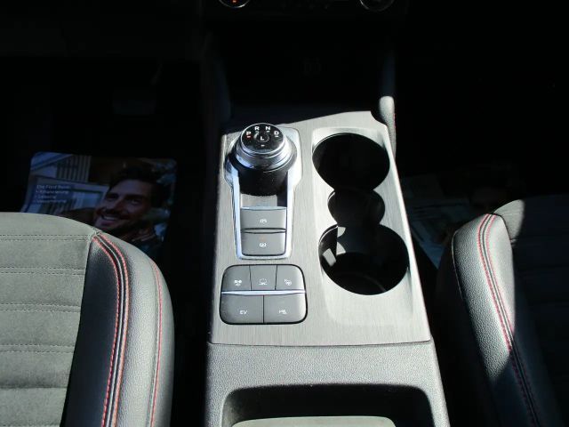 Ford Kuga Plug in Hybrid ST Line X