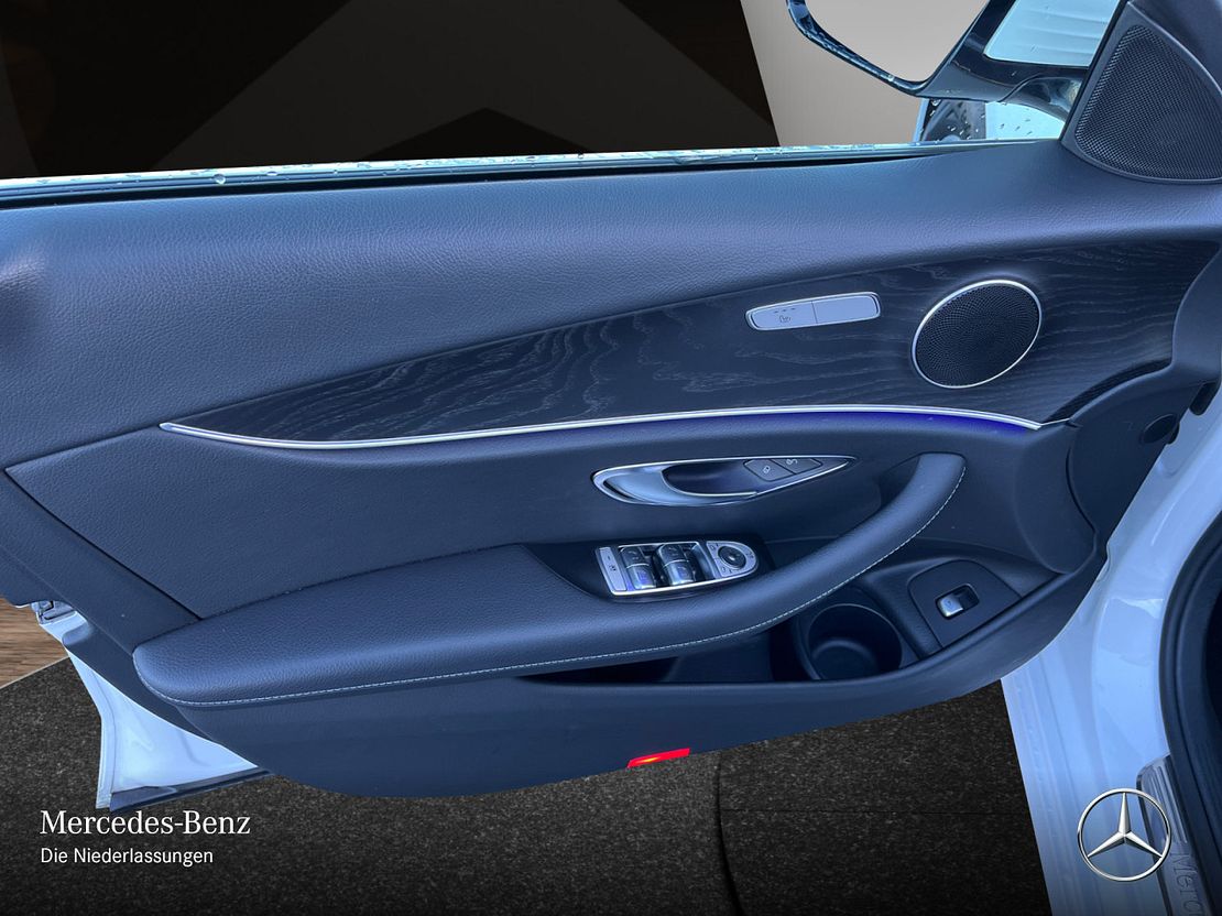 Mercedes-Benz E 200 AVANTGARDE E 200 d Estate