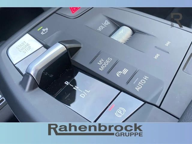 BMW 218 AHK - AUTOMATIK