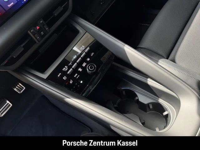 Porsche Macan 4