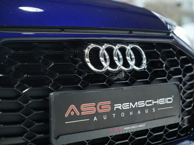 Audi RS4 Avant Quattro