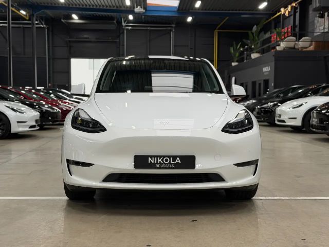 Tesla Model Y AWD Long Range