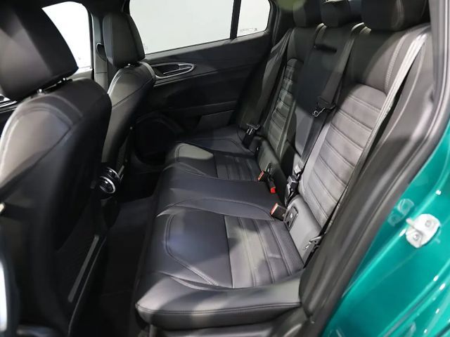 Alfa Romeo Giulia AT8 Q4 Veloce