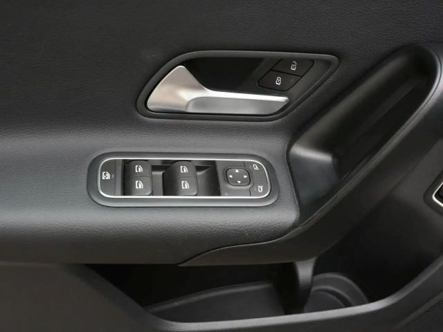 Mercedes-Benz A 250 A 250 e Style