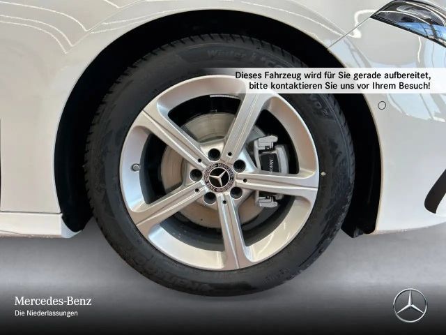 Mercedes-Benz A 200 AMG Line