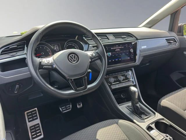 Volkswagen Touran 1.5 TSI DSG