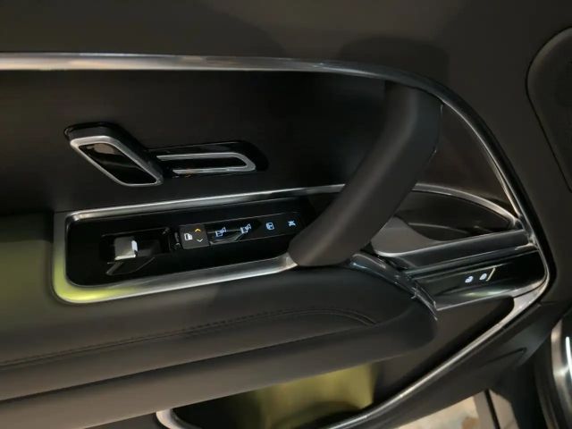 Land Rover Range Rover D300 HSE