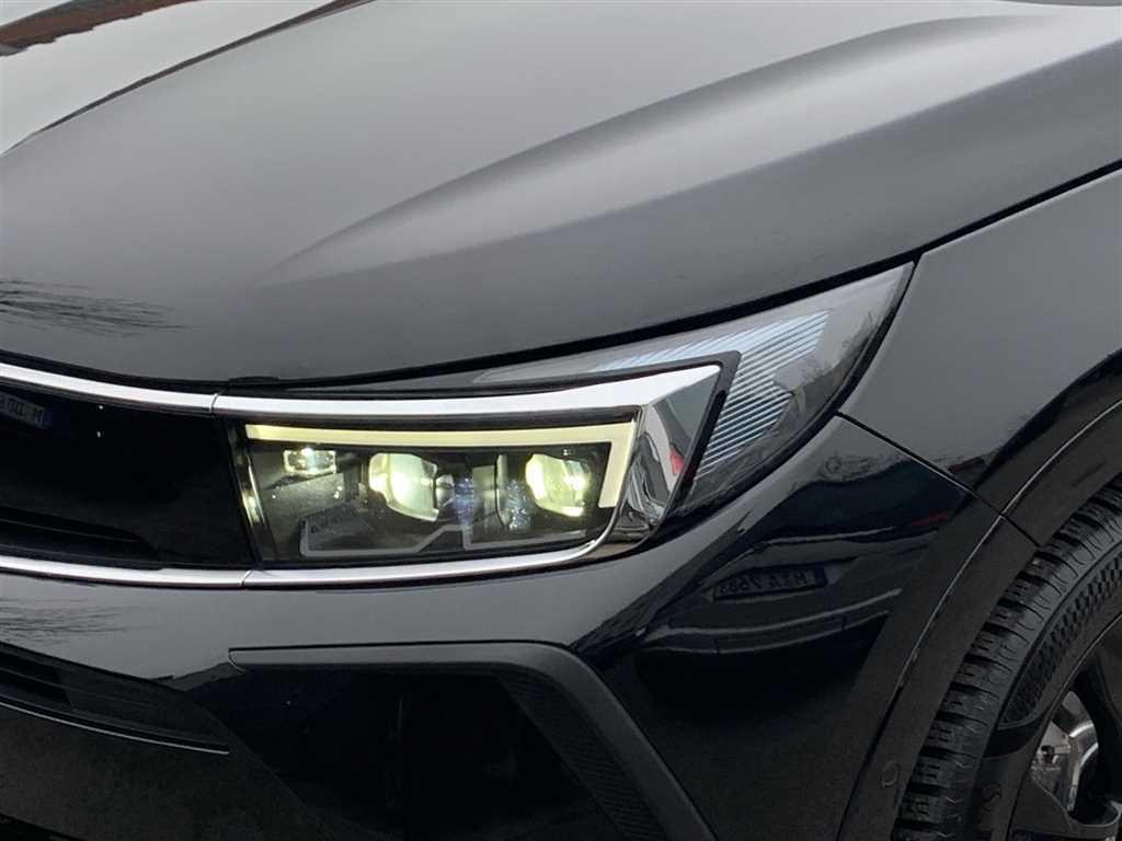 Opel Grandland X Grandland X 1.6 AT8 Hybrid LED PDC Kamera Navi S