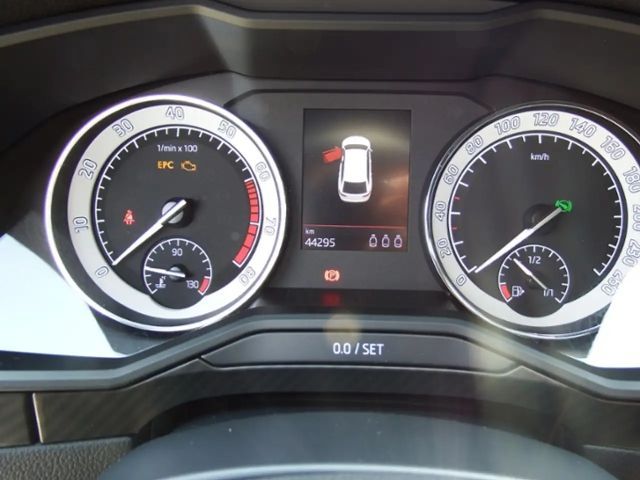 Skoda Superb 2.0 TSI Combi Sportline