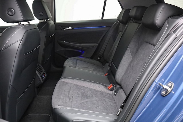 Volkswagen Golf DSG Style eHybrid