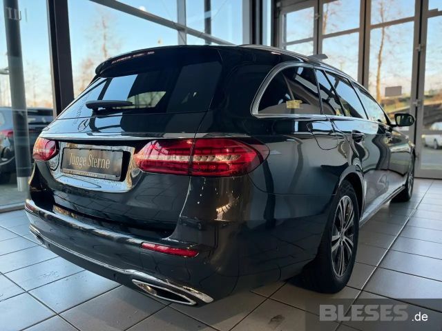 Mercedes-Benz E 200 AVANTGARDE E 200 d Estate