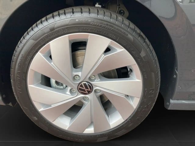 Volkswagen Golf 1.5 eTSI DSG Style