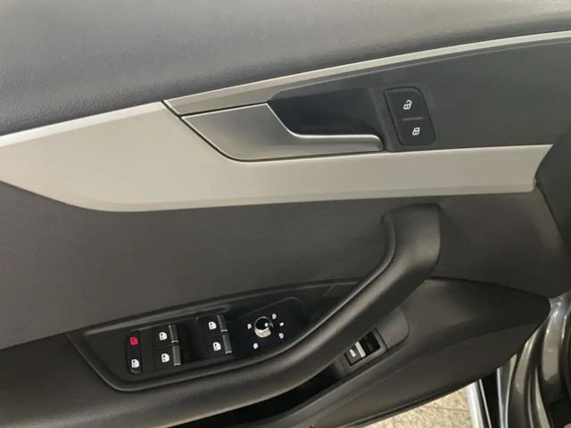 Audi A4 35 TDI Avant S-Line