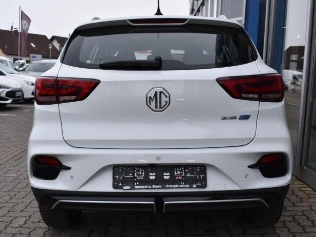 MG ZS Luxury
