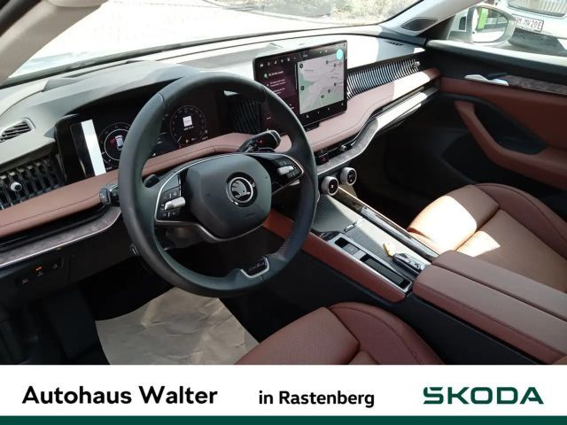 Skoda Superb 2.0 TDI Combi