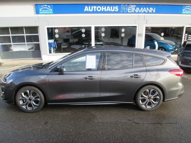Ford Focus ST Line