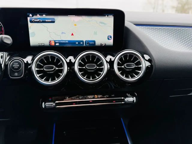 Mercedes-Benz GLA 180 Progressive