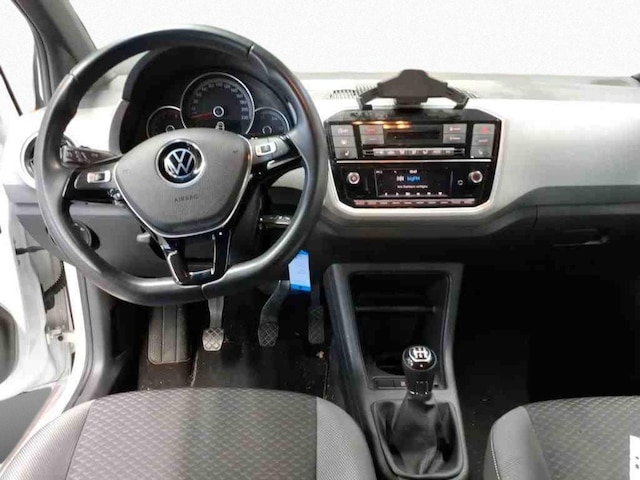 Volkswagen up! Active