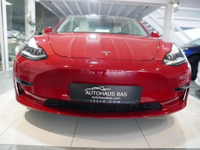 Tesla Model 3 AWD Long Range