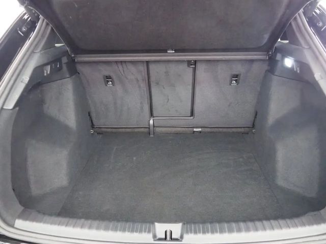 Audi Q4 e-tron Business Quattro