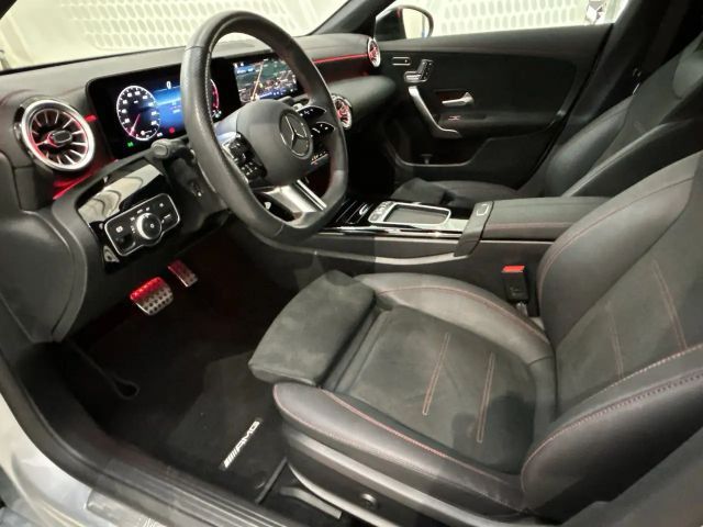 Mercedes-Benz CLA 200 CLA 200 d Coupé