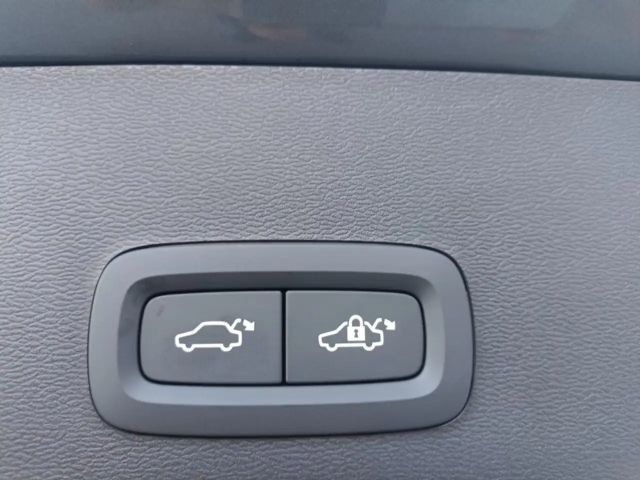 Volvo XC40 Dark Plus