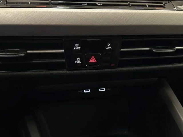 Volkswagen Golf DSG Life Variant