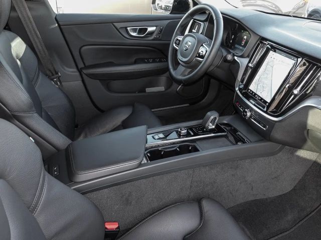 Volvo V60 Cross Country AWD Plus