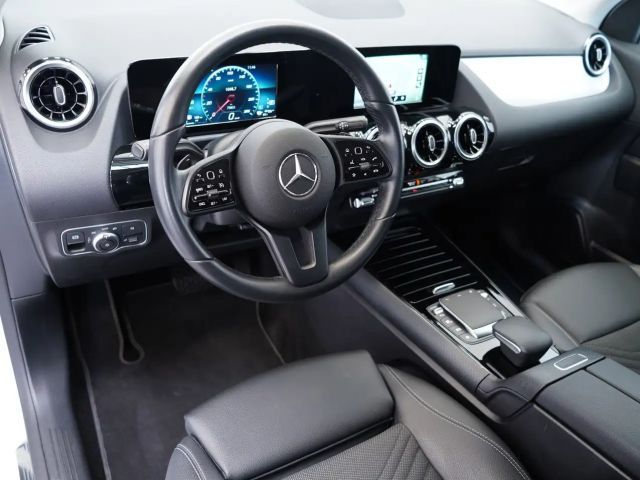 Mercedes-Benz GLA 250 GLA 250 e