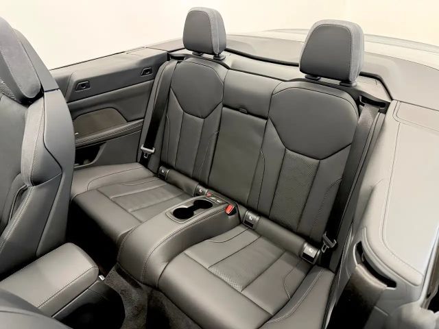 BMW M4 Cabrio Competition xDrive