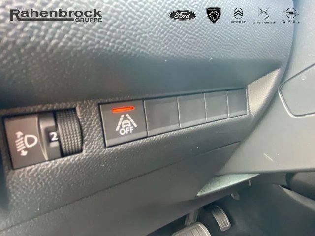 Peugeot E-2008 Active Pack