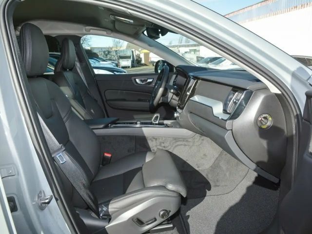 Volvo XC60 Dark Plus