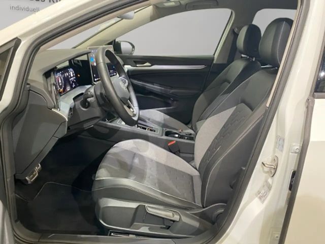 Volkswagen Golf 1.5 eTSI DSG Golf VIII Variant