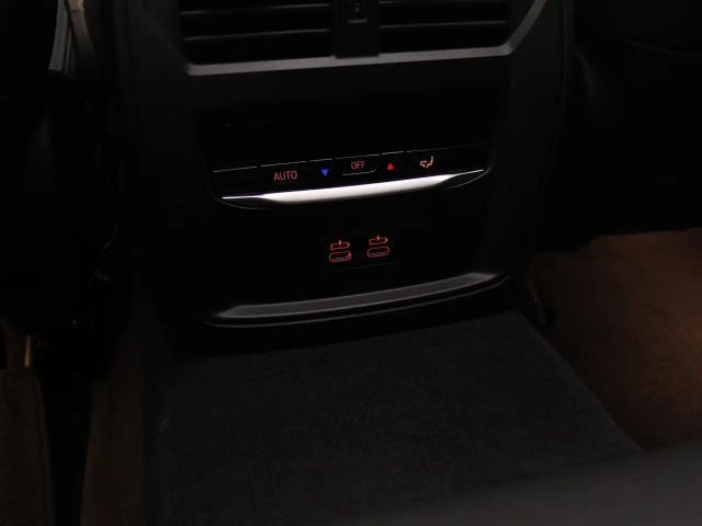 BMW 330 330d M-Sport Touring