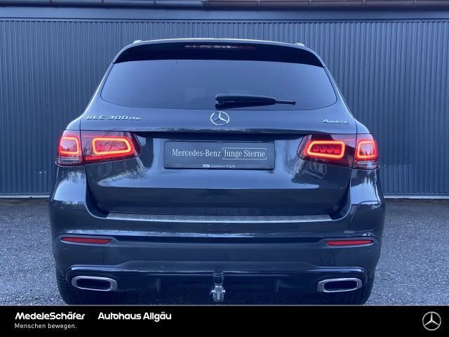 Mercedes-Benz GLC 300 4MATIC AMG Line
