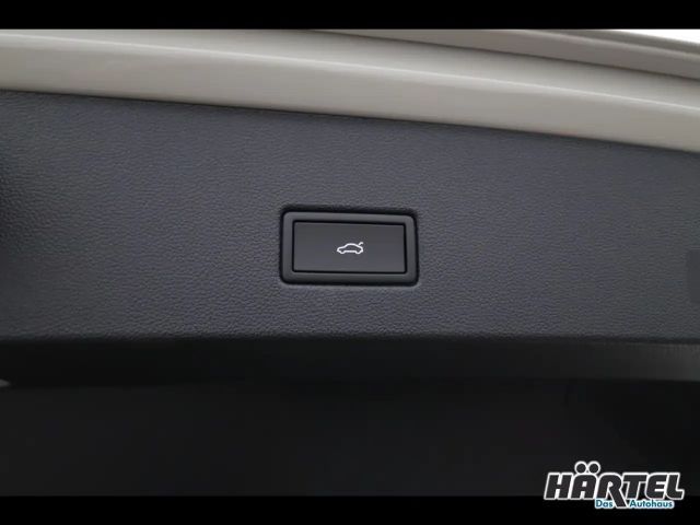 Volkswagen T-Roc 1.5 TSI DSG R-Line Style