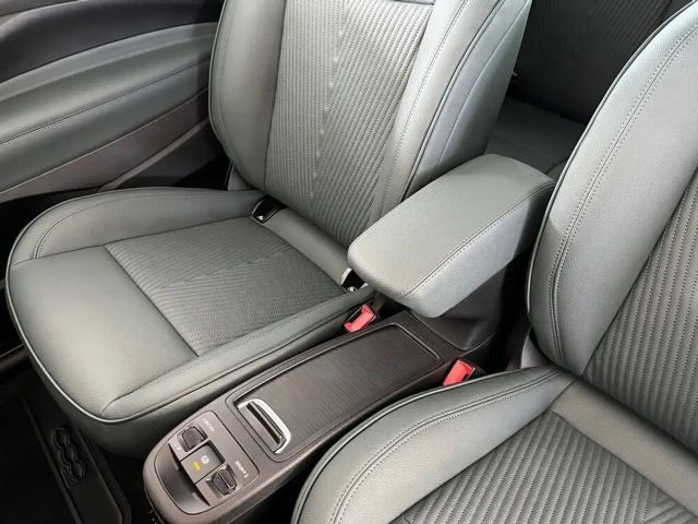 Fiat 500 87kW 42kWh Giorgio Armani Collector´s Edition