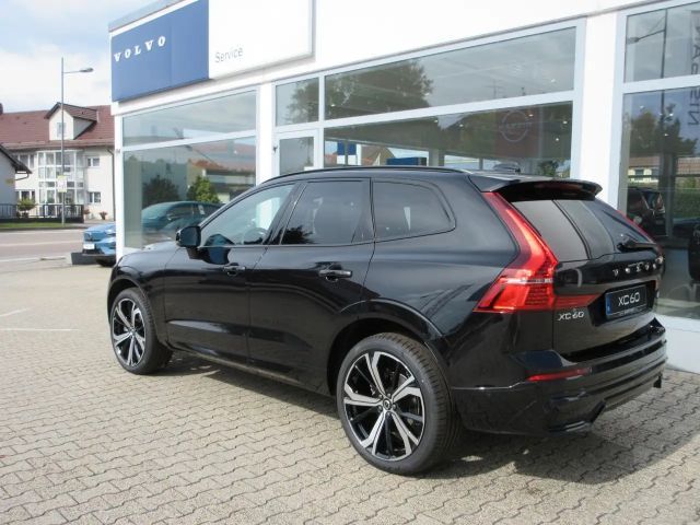 Volvo XC60 AWD Dark Plus