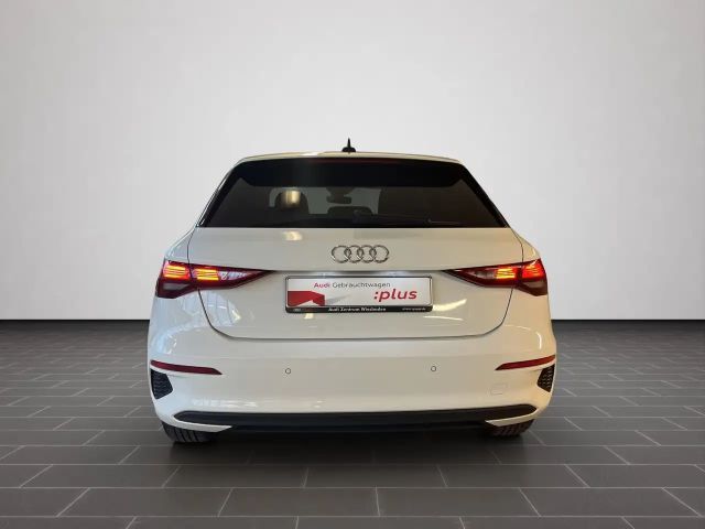Audi A3 40 TFSI Hybride Sedan